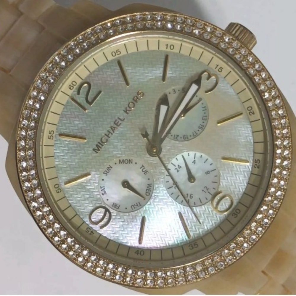 Michael Kors Runway MK 5087 Women Watch. - Picture 2 of 13
